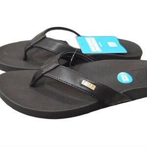 Reef Hali Flip-Flip Sandals- Black